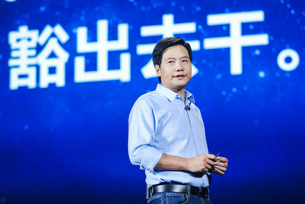 包含美洲杯训练课后走向成谜，河床官宣签约，质疑声四起，球队文化被再次提及的词条