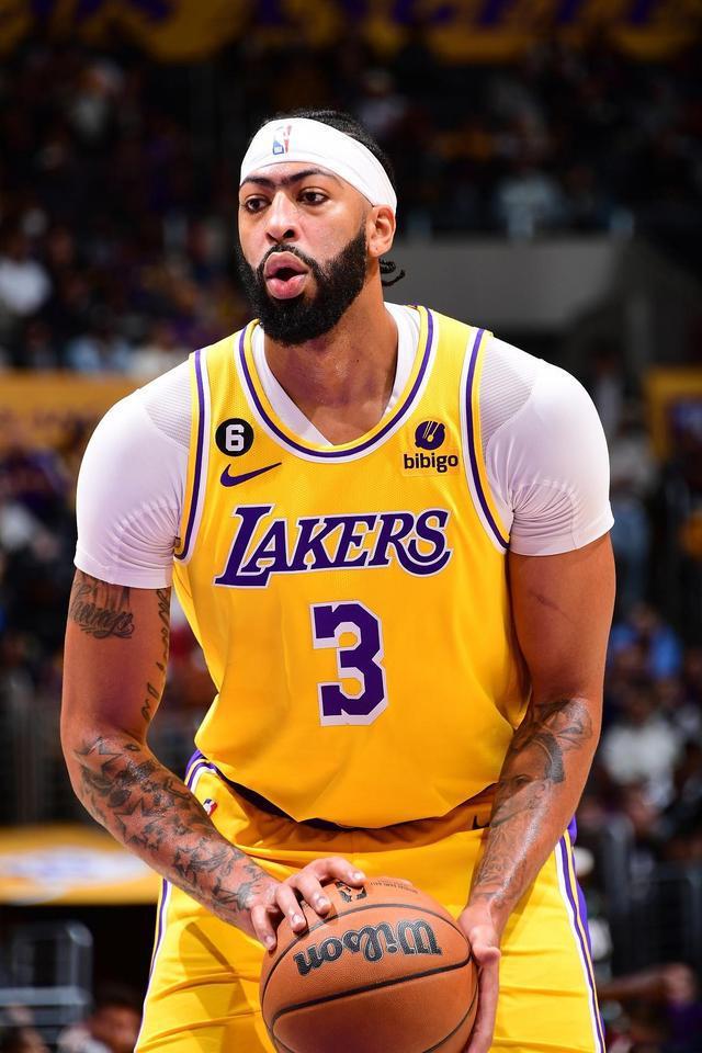 AYX-Ning连续十五场比赛得分超过高光表现，热火挑战极限！的简单介绍