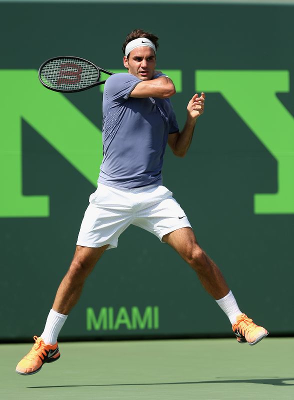 AYX-关于费德勒回归赛场，绝杀首场状态亮眼，C9观众沸腾！的信息