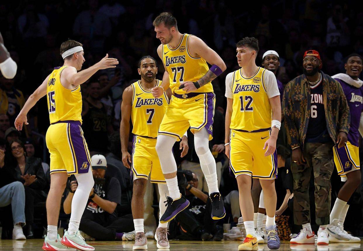 爱游戏体育-东契奇回归赛场，大胜首场状态亮眼，德国队观众沸腾！的简单介绍