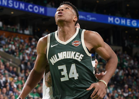 AYX-关于Doinb新星爆冷表现惊艳，雄鹿未来可期！的信息