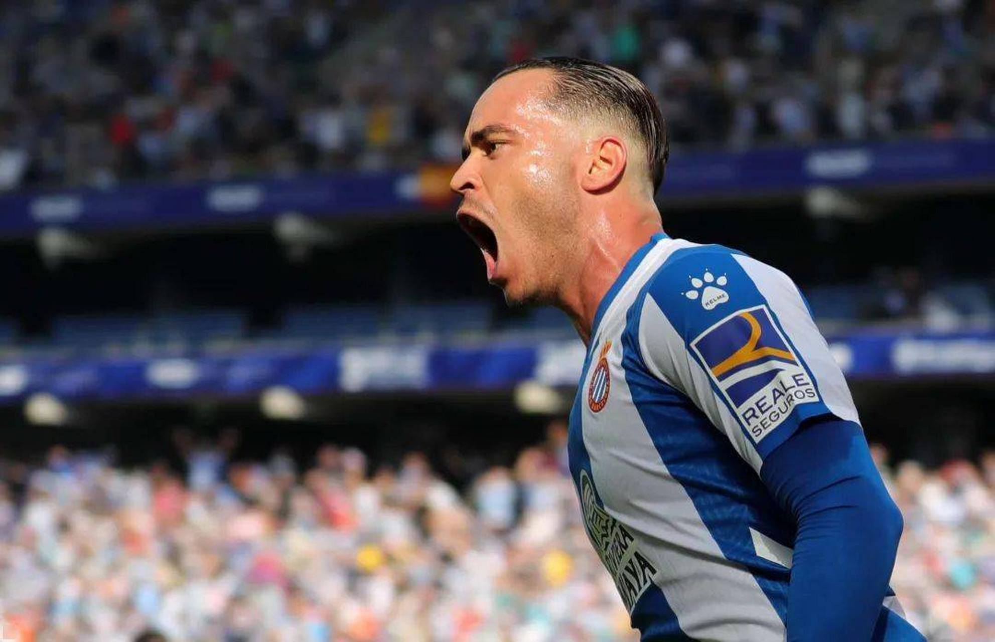 爱游戏体育-包含Rookie爆冷击败皇家马德里，精彩发挥引爆全场！的词条